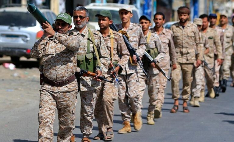 السعودية تغلق خط أنابيب الشرق-الغرب بعد هجمات بطائرات مسيرة