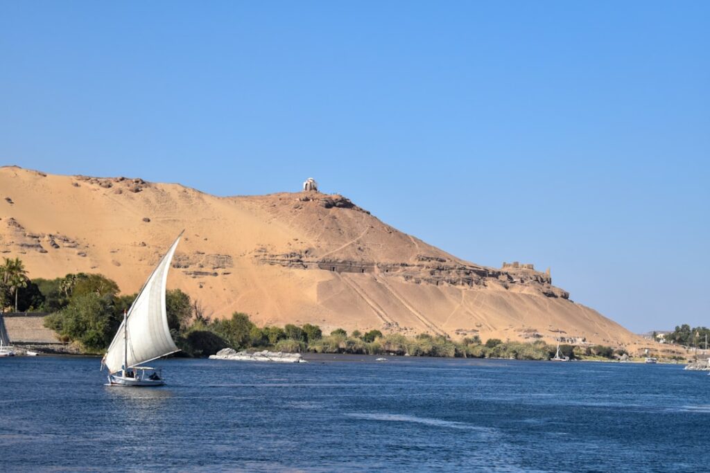 nile-boat.jpg