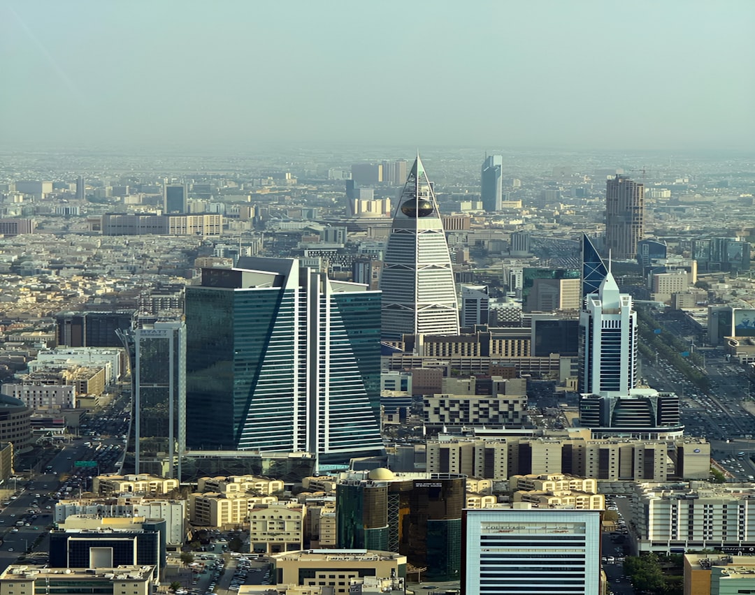 مبان حديثة في الرياض