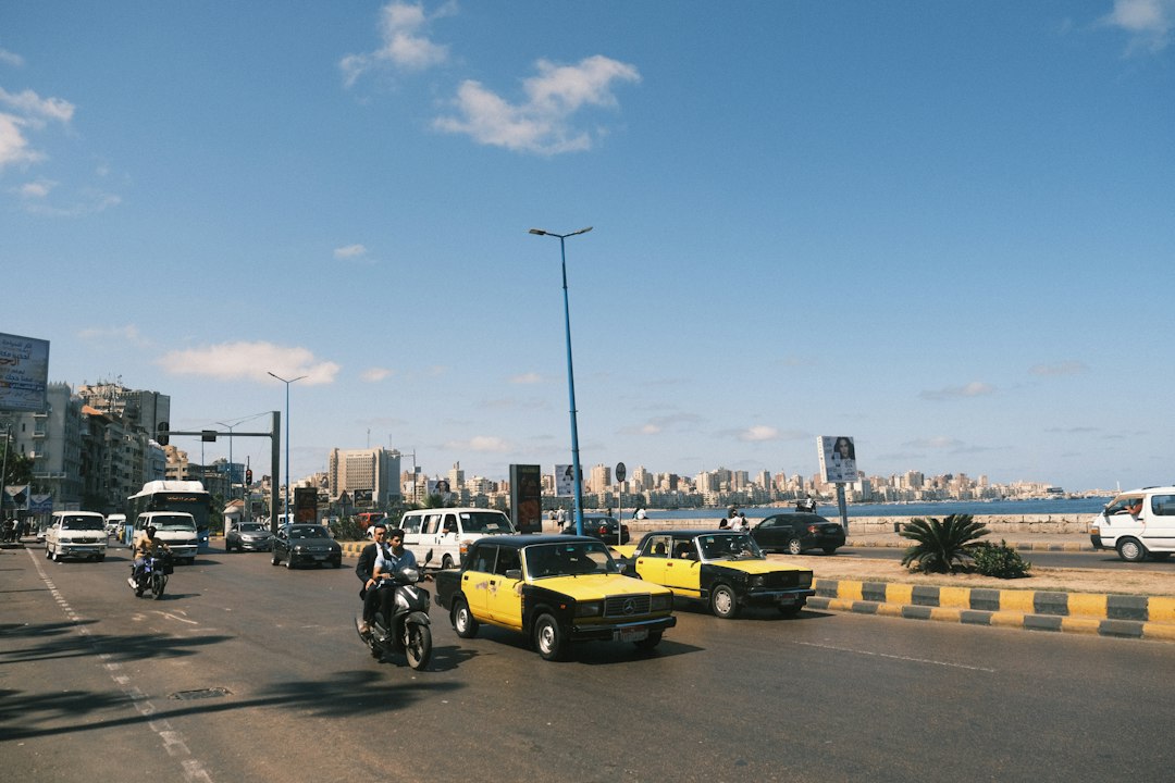 شارع في الإسكندرية