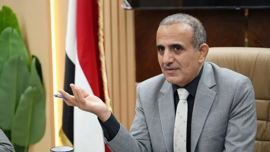 وزير الصحة اليمني يدعو المواطنين إلى التبرع بالدم